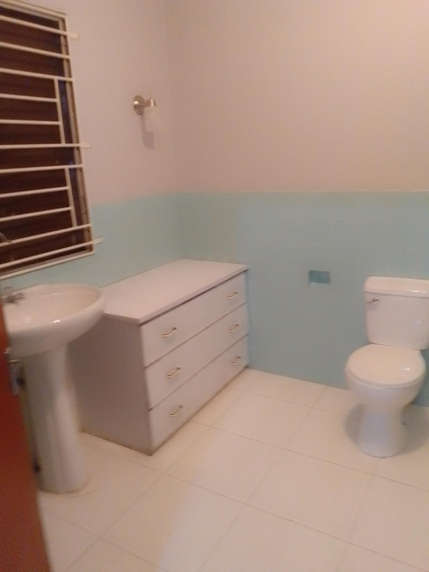 House For Rent: KNIGHTSDALE DRIVE, KINGST, Kingston 19 | $165,000 photo 8