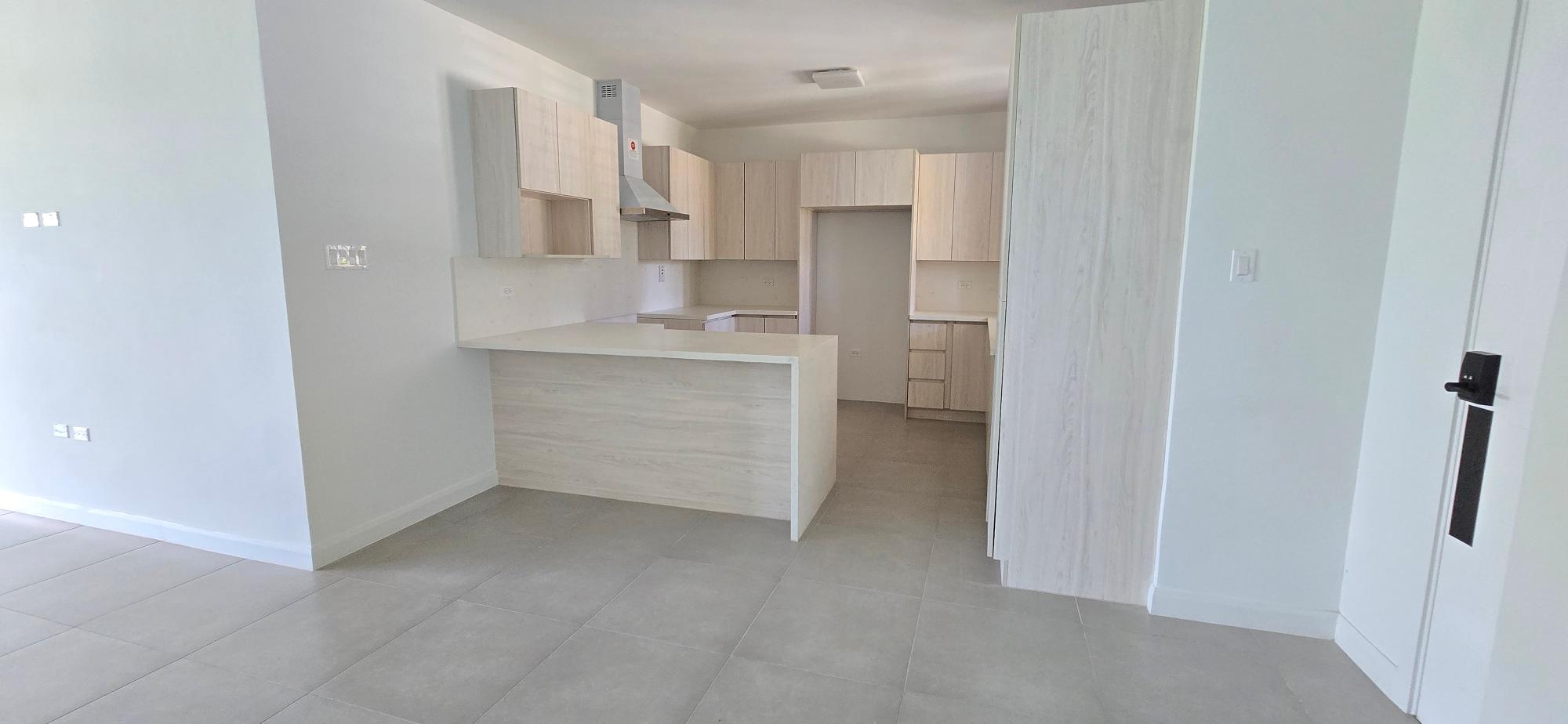Apartment For Rent: PART OF READING PEN, ST J, Reading | $350,000 photo 11