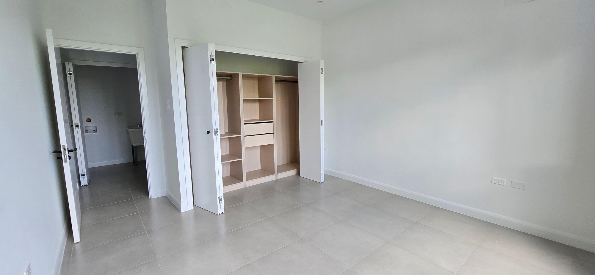 Apartment For Rent: PART OF READING PEN, ST J, Reading | $350,000 photo 21