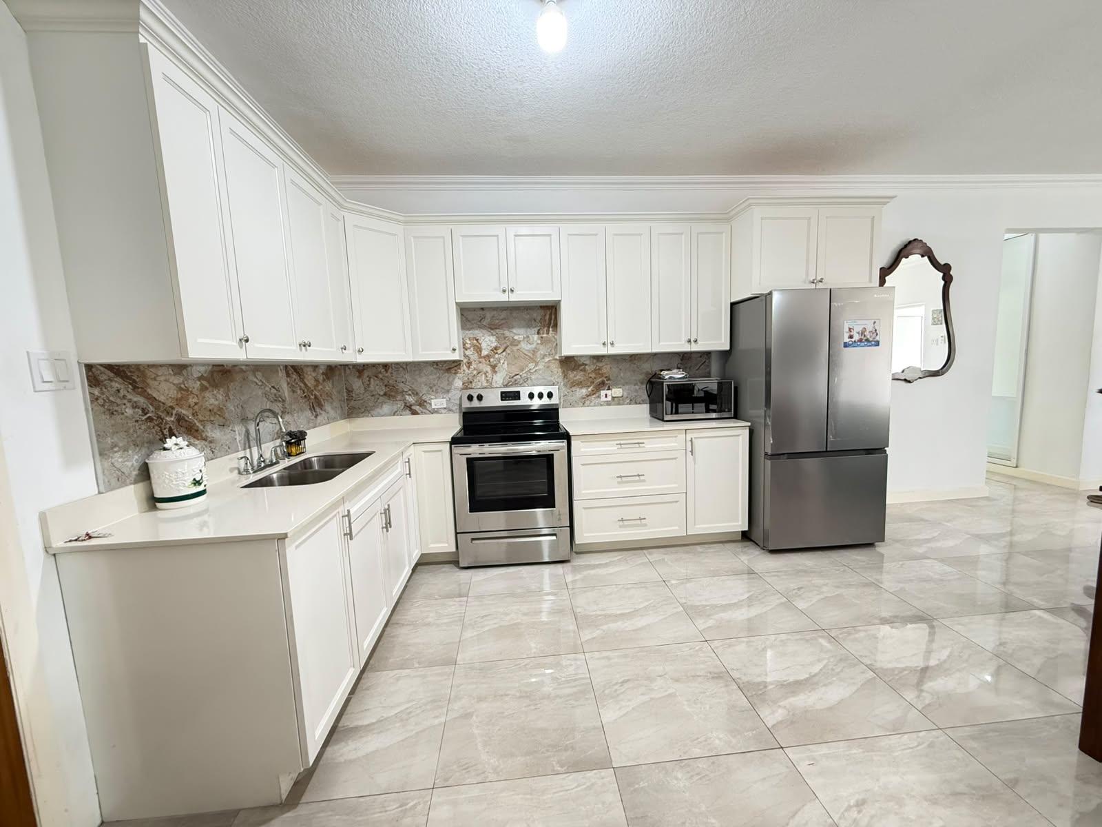 Apartment For Rent: PINE BOULEVARD, Kingston 6 | $1,600