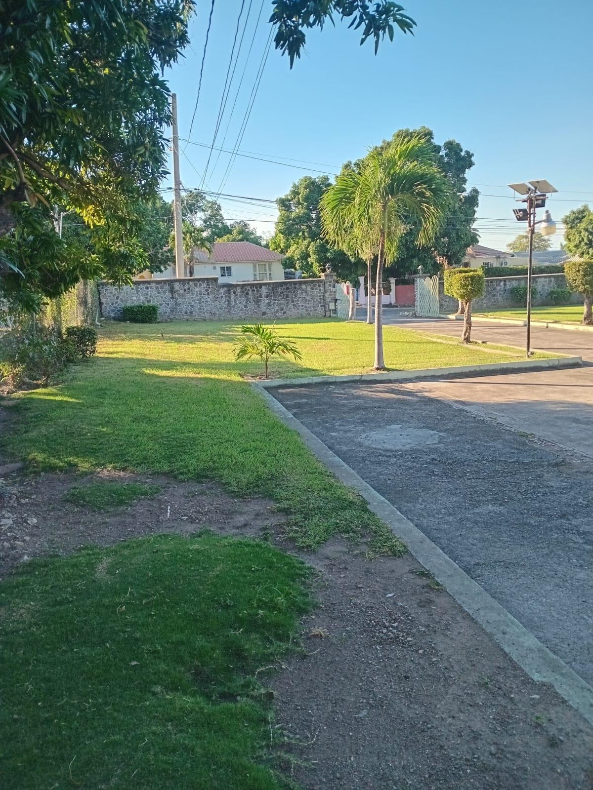 Apartment For Sale: MERRIVALE AVE, Kingston 8 | $35,000,000 photo 13