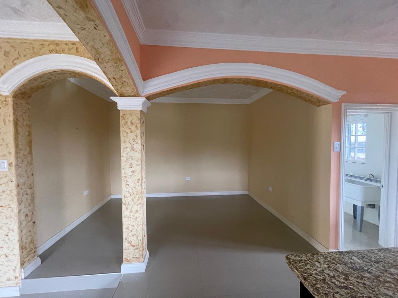 Townhouse For Rent: NEWARK ESTATES, New Hark Estate | $150,000 photo 8
