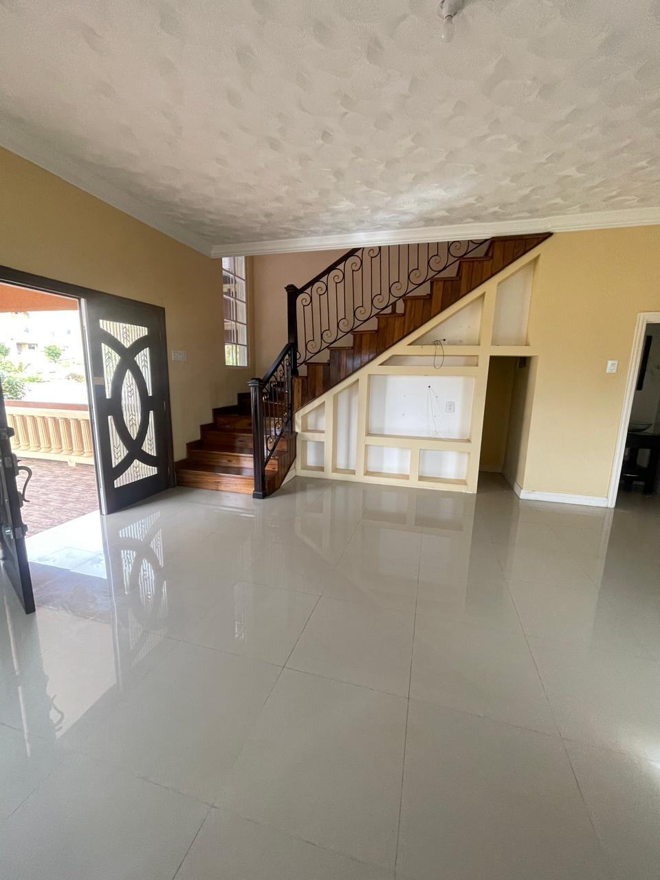 Townhouse For Rent: NEWARK ESTATES, New Hark Estate | $150,000 photo 9