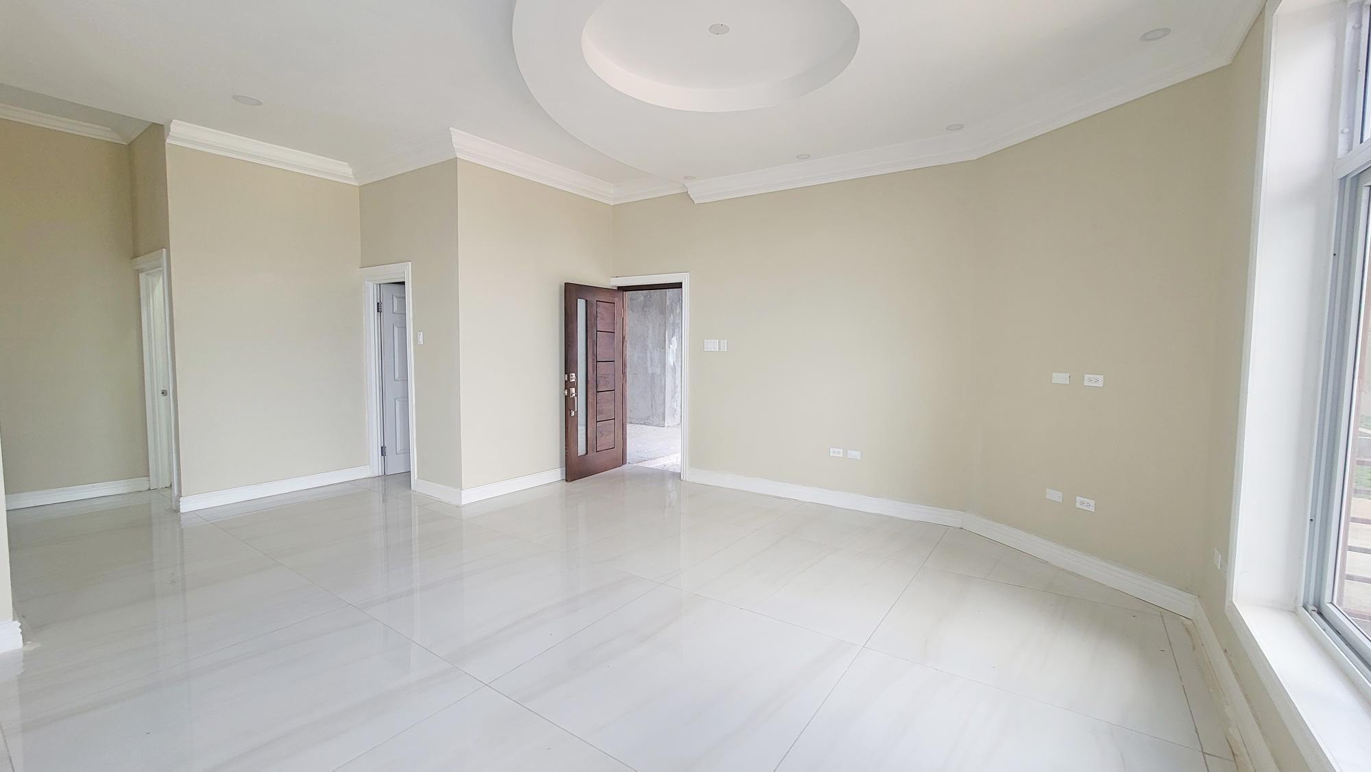 Apartment For Sale: STANMORE RED HILLS, Red Hills | $900,000 photo 3