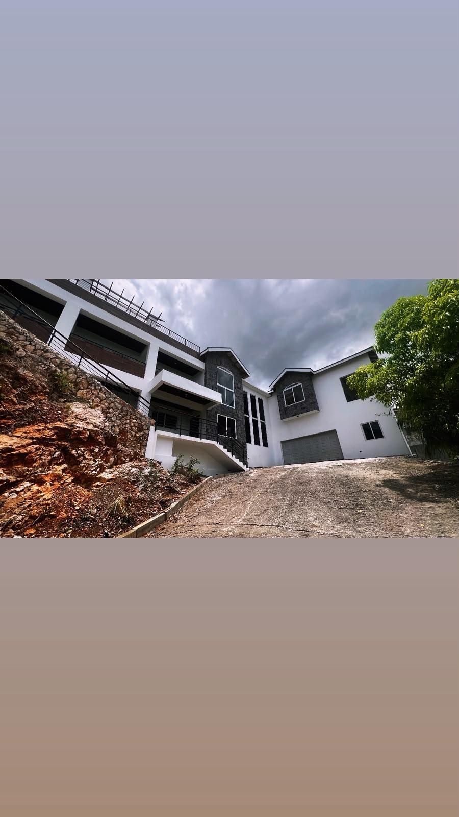 House For Sale: HORATIO DRIVE, Kingston 19 | $1,250,000 photo 2