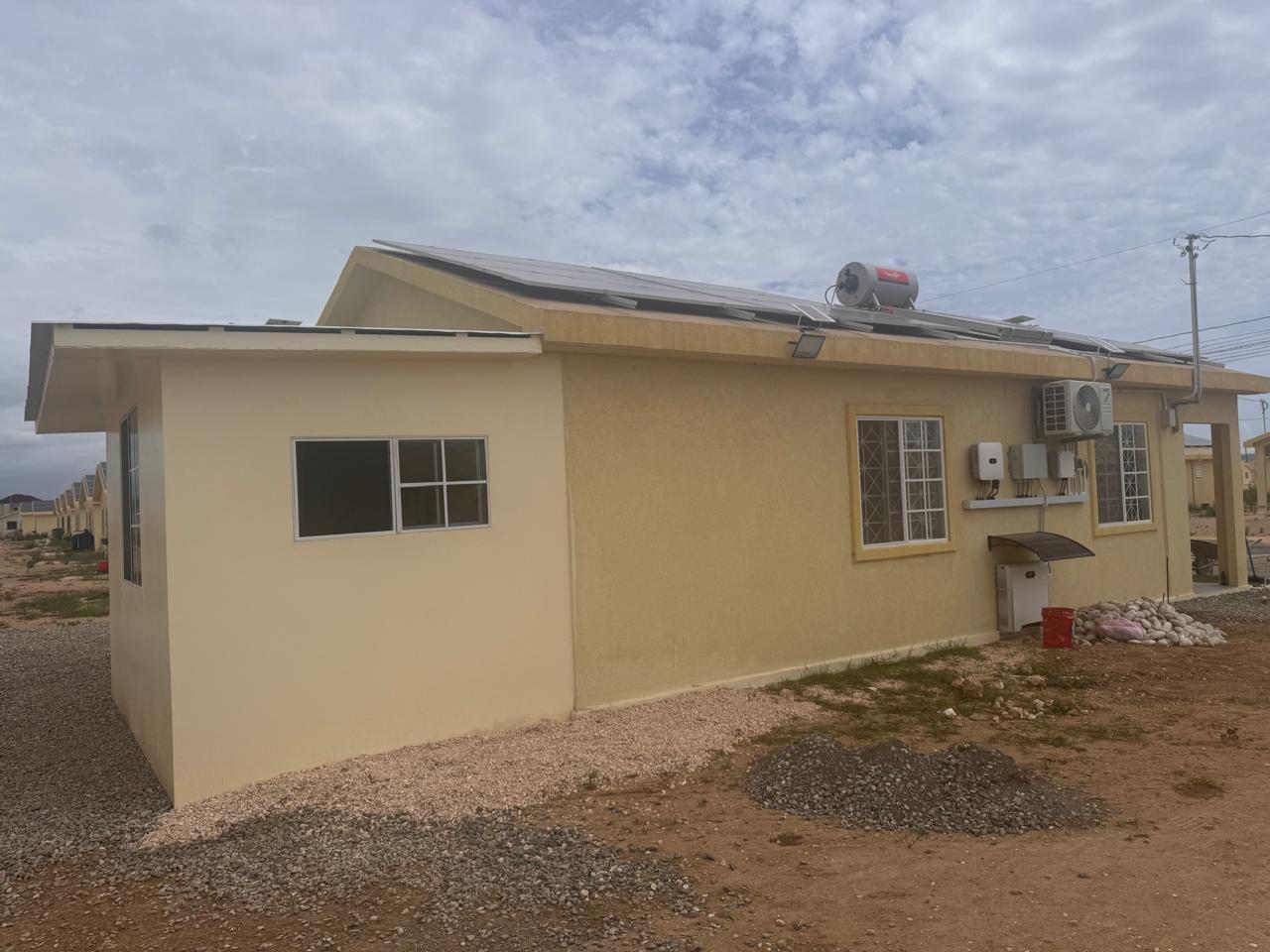 House For Rent: BAYLEAF CRESCENT, PHOENIX, Phoenix Park | $150,000 photo 5