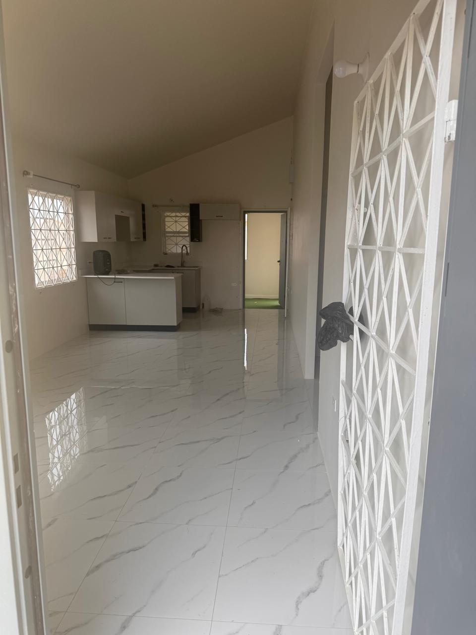 House For Rent: BAYLEAF CRESCENT, PHOENIX, Phoenix Park | $150,000 photo 6