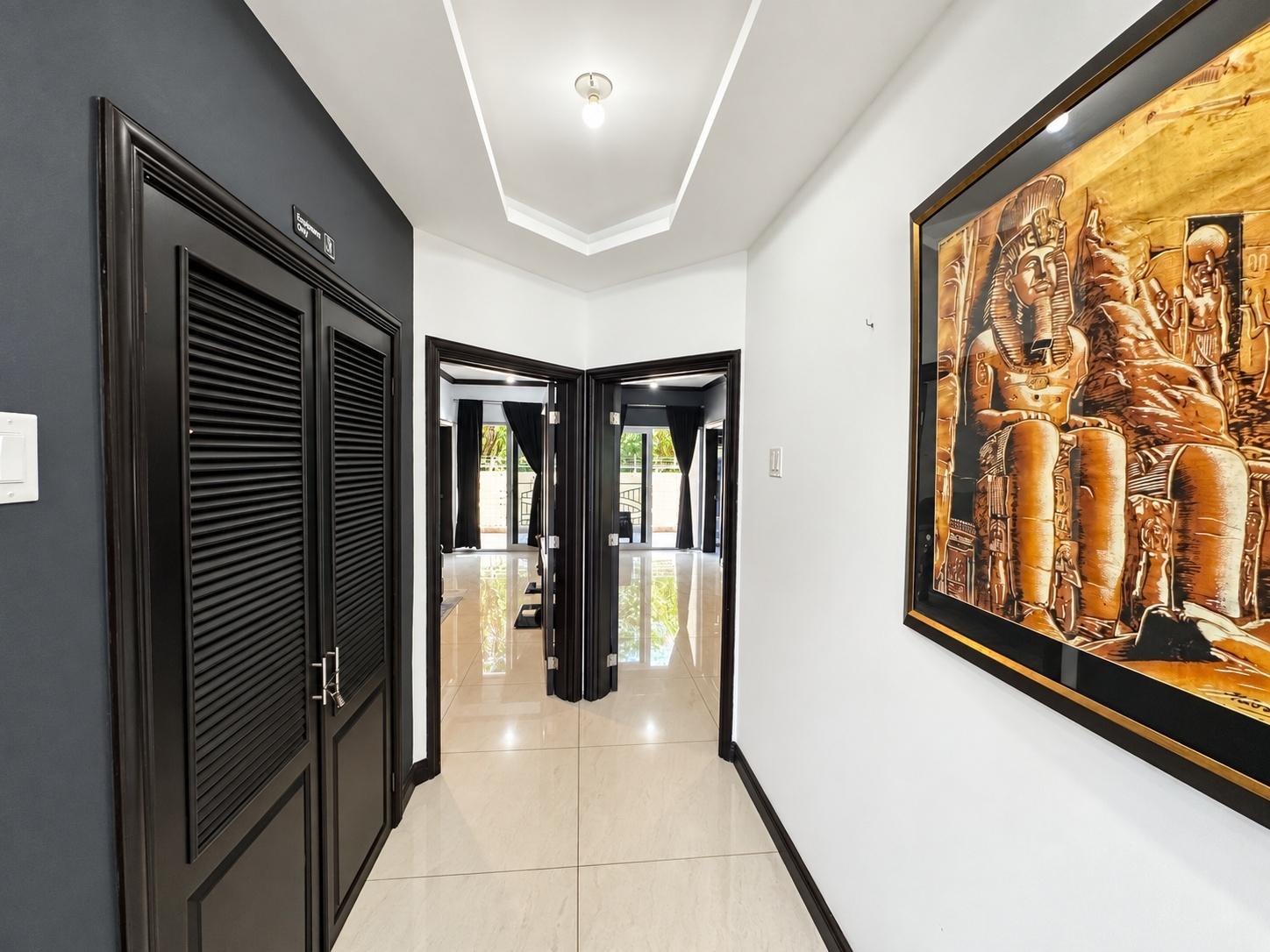 Apartment For Rent: DURIE DRIVE, Kingston 8 | $3,000 photo 10