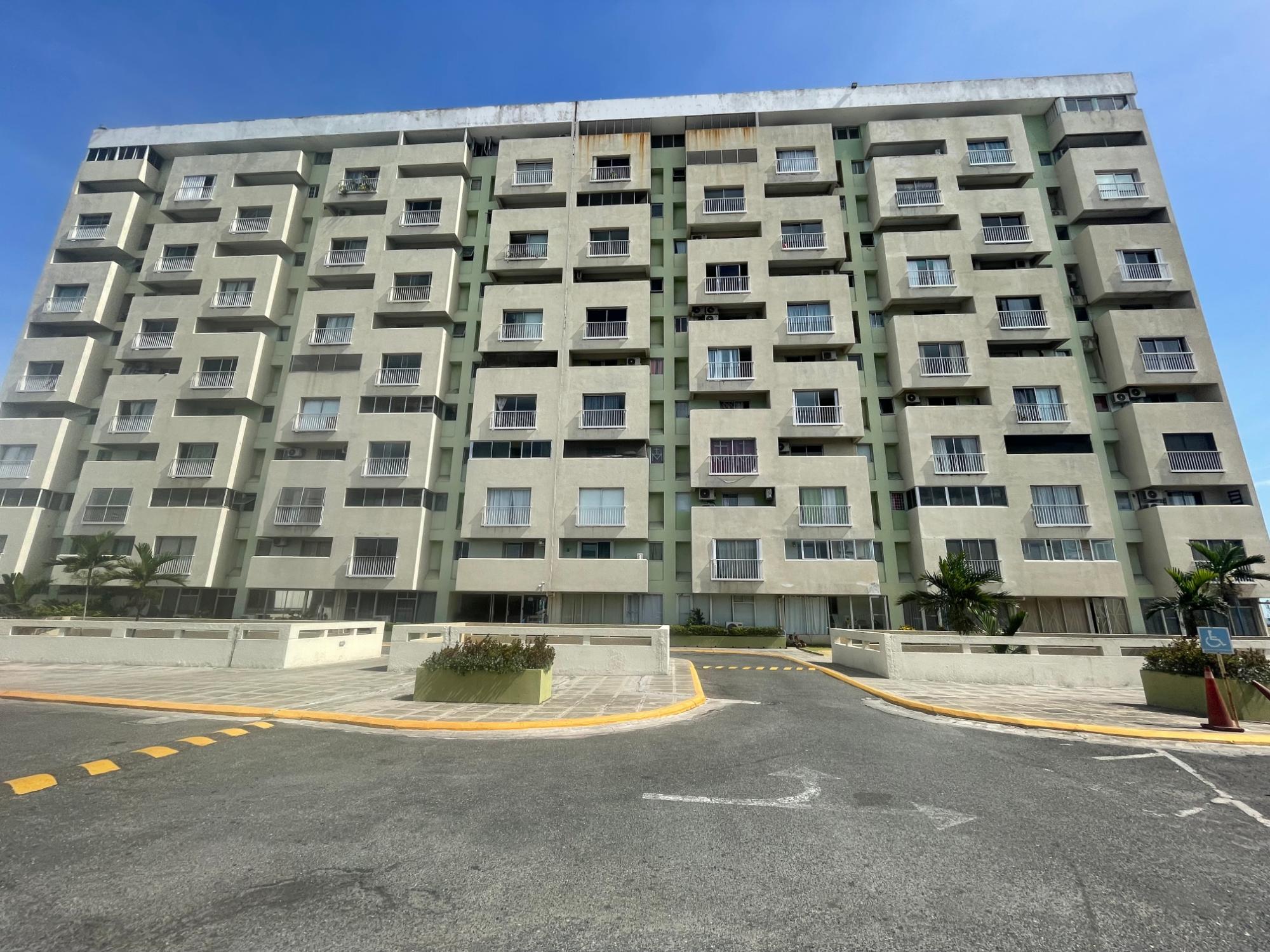 Apartment For Rent: OCEAN BOULEVARD, KINGSTON | $1,200 photo 2
