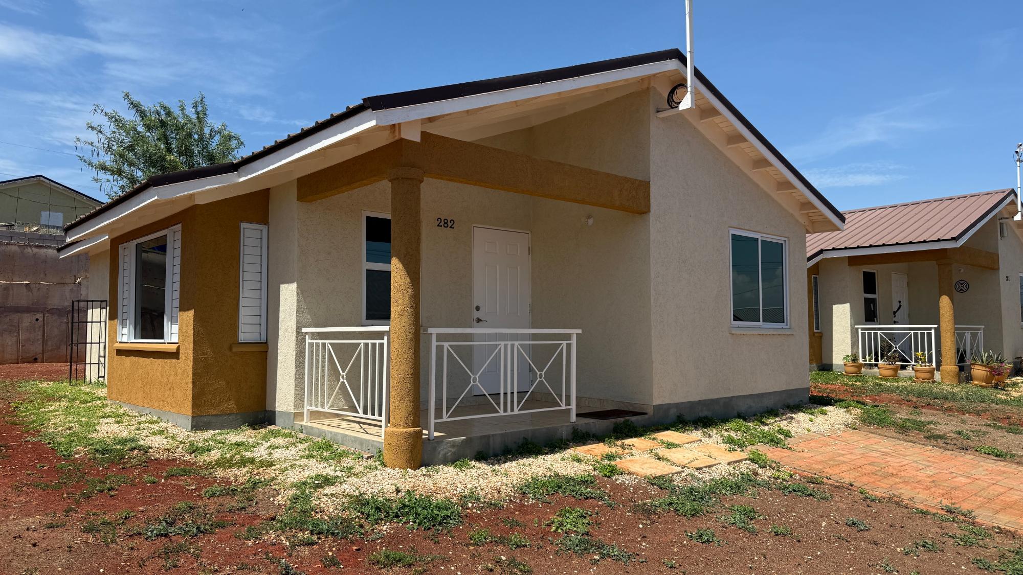 House For Rent: WARWICK CASTLE, SILVERSUN, Innswood | $90,000 photo 4