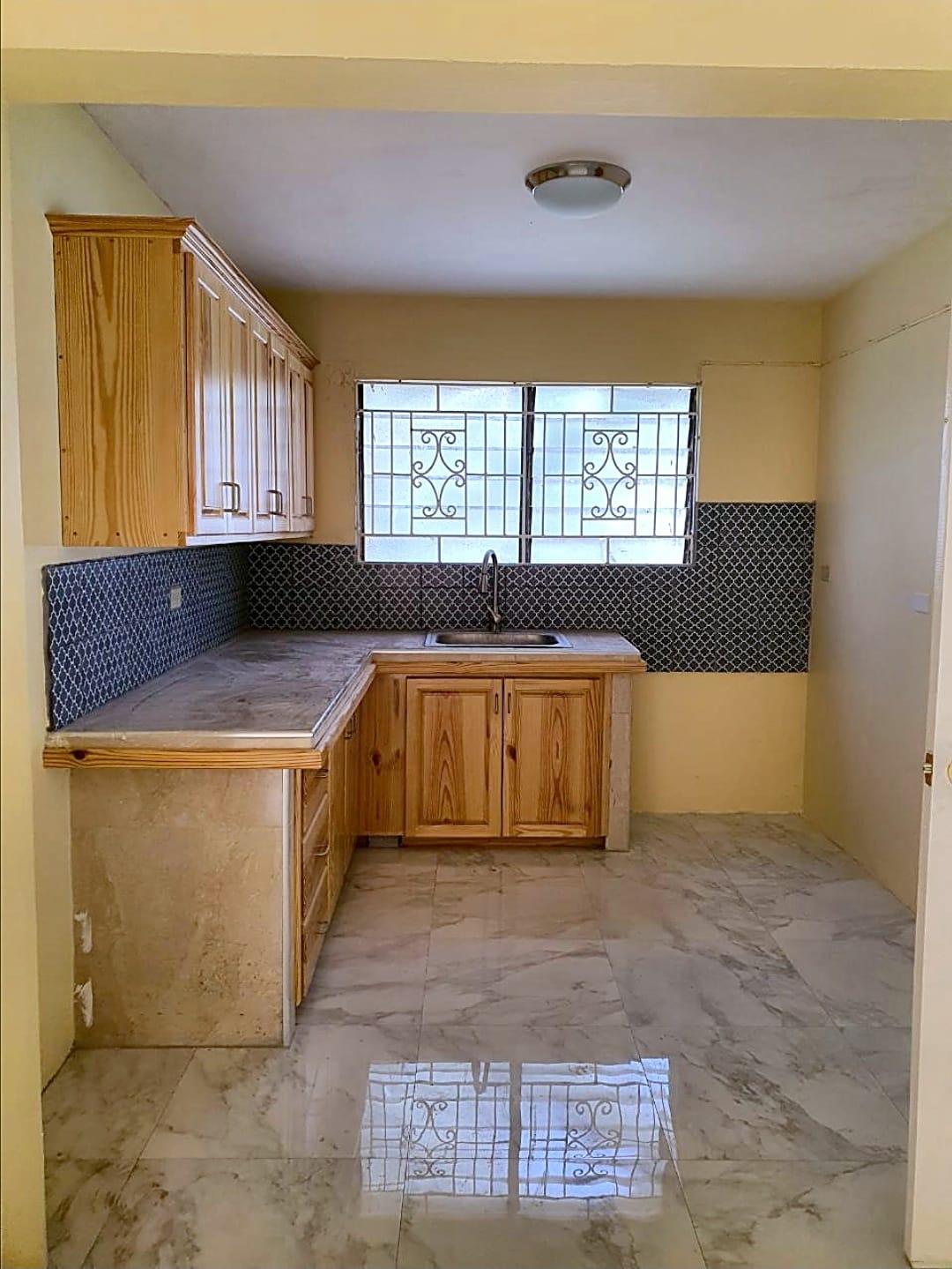 House For Rent: PARK AVENUE, Kingston 19 | $190,000 photo 4