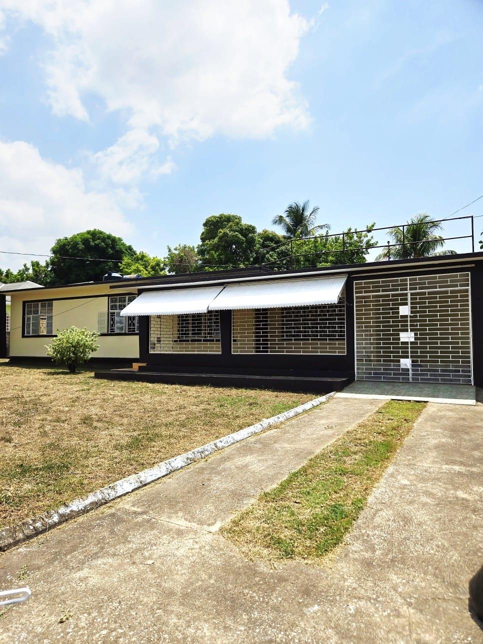 House For Rent: PARK AVENUE, Kingston 19 | $190,000 photo 8