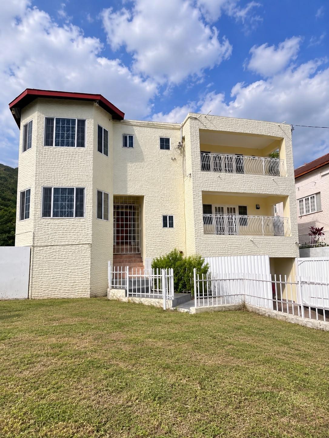 House For Rent: EAST WIDCOMBE HEIGHTS, Kingston 6 | $3,100 photo 2