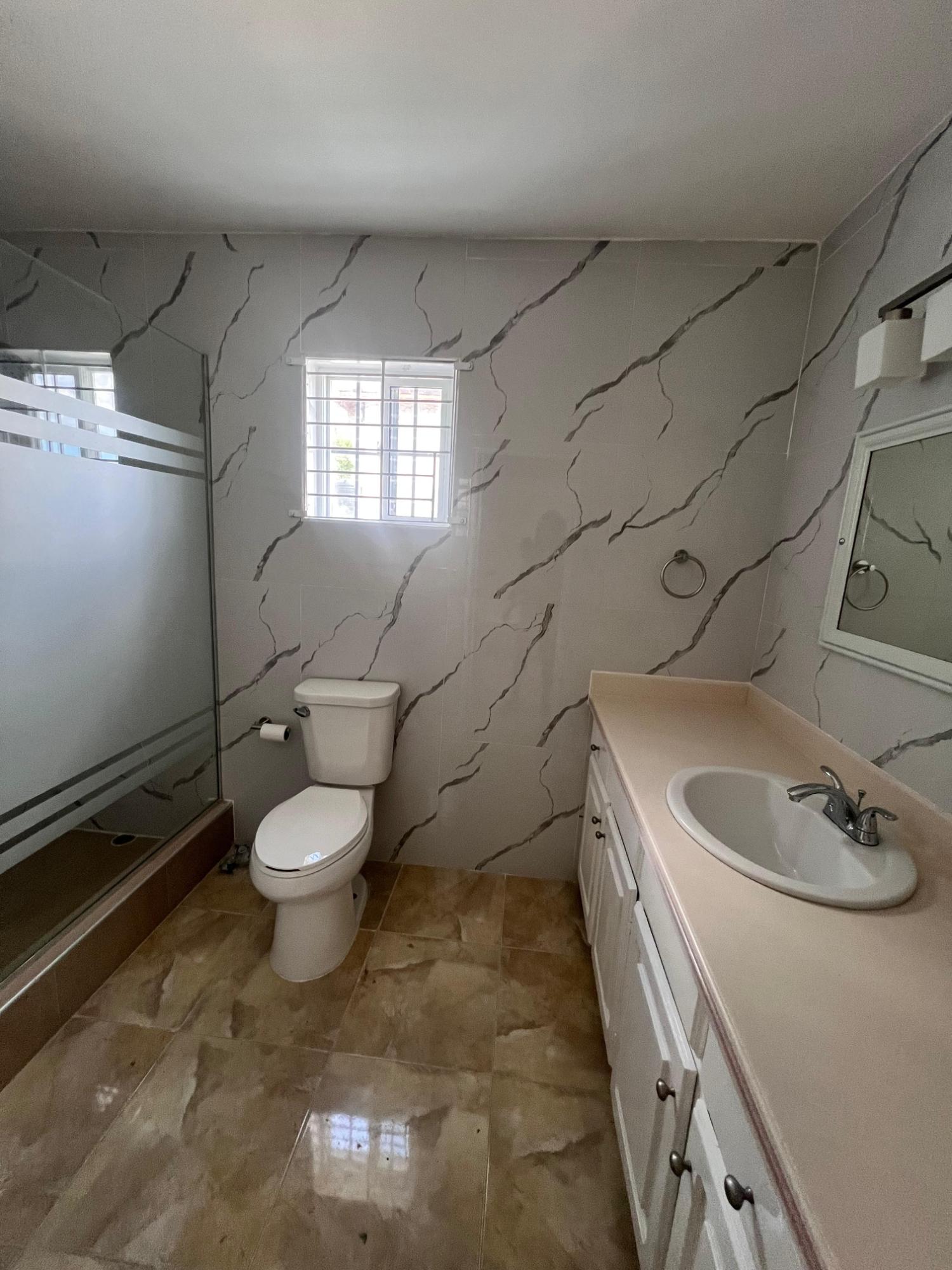 House For Rent: EAST WIDCOMBE HEIGHTS, Kingston 6 | $3,100 photo 6