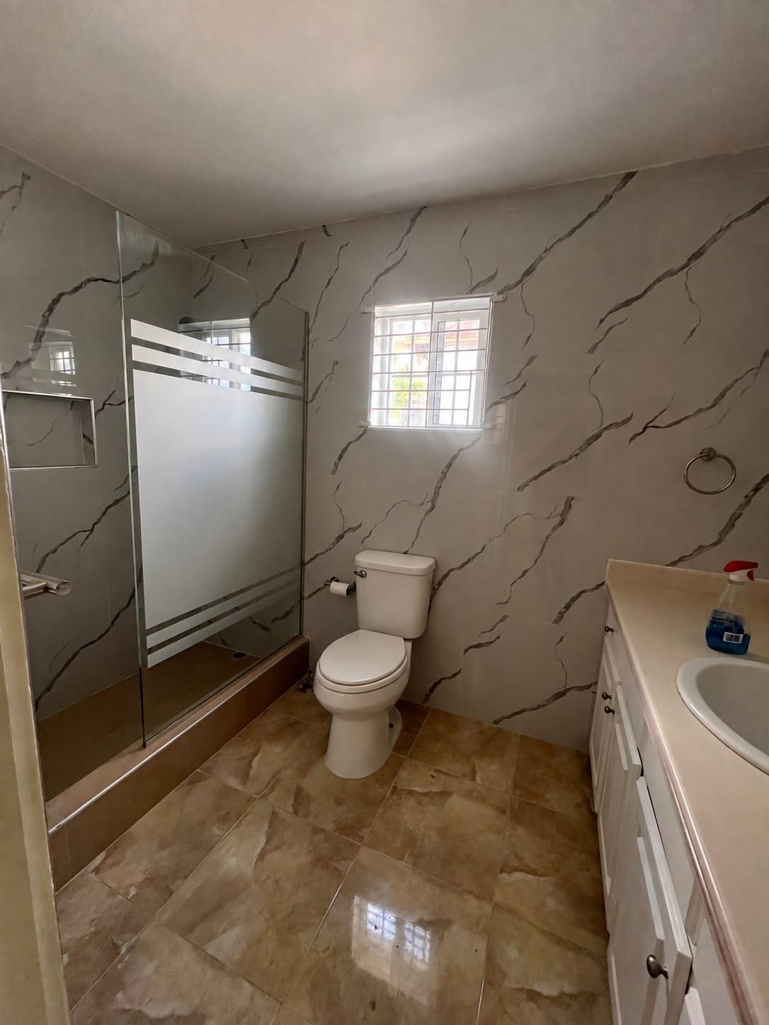 House For Rent: EAST WIDCOMBE HEIGHTS, Kingston 6 | $3,100 photo 8