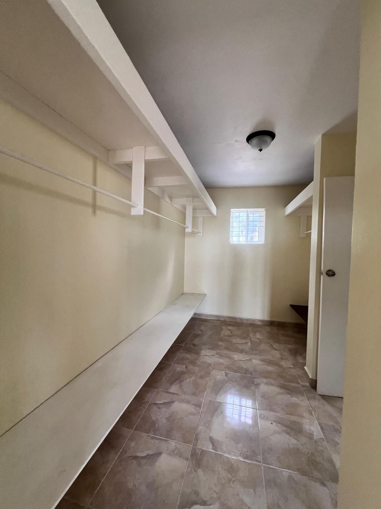 House For Rent: EAST WIDCOMBE HEIGHTS, Kingston 6 | $3,100 photo 9