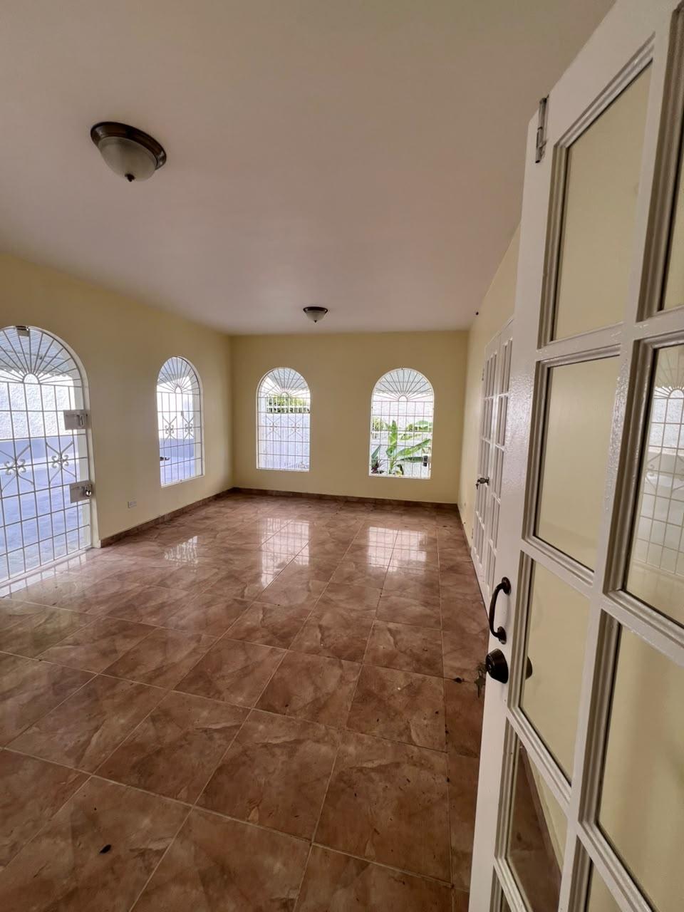 House For Rent: EAST WIDCOMBE HEIGHTS, Kingston 6 | $3,100 photo 11