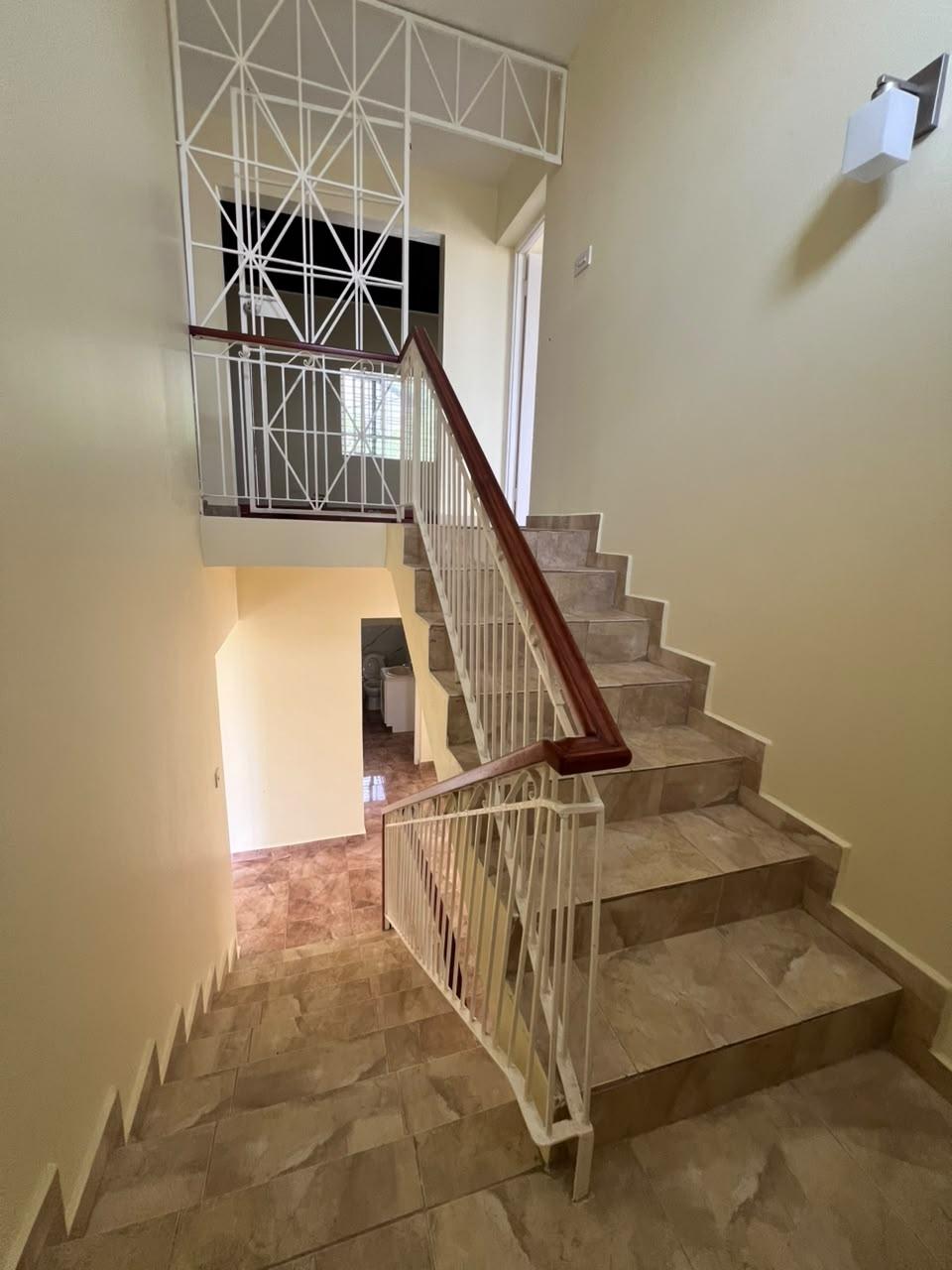House For Rent: EAST WIDCOMBE HEIGHTS, Kingston 6 | $3,100 photo 12
