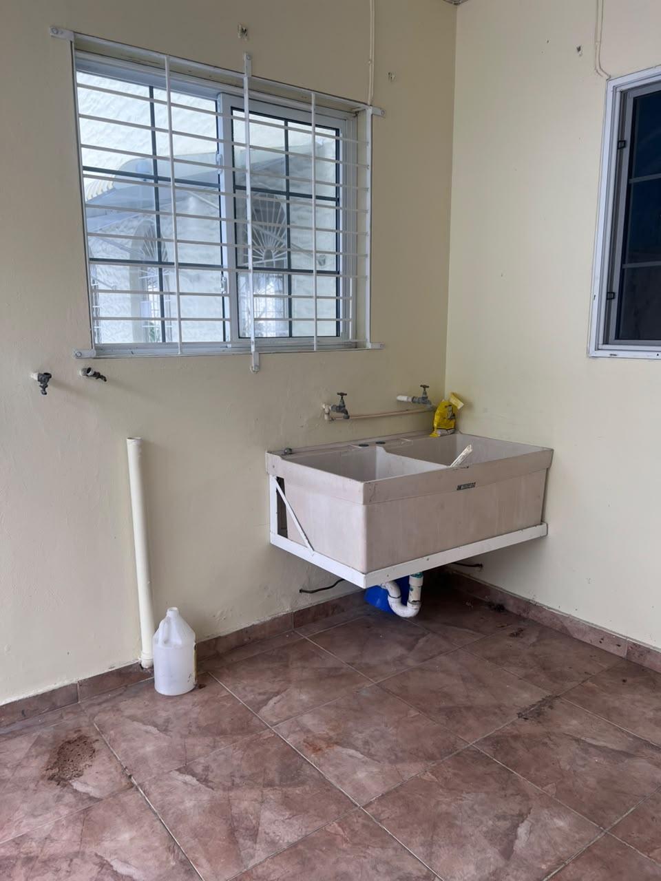 House For Rent: EAST WIDCOMBE HEIGHTS, Kingston 6 | $3,100 photo 21