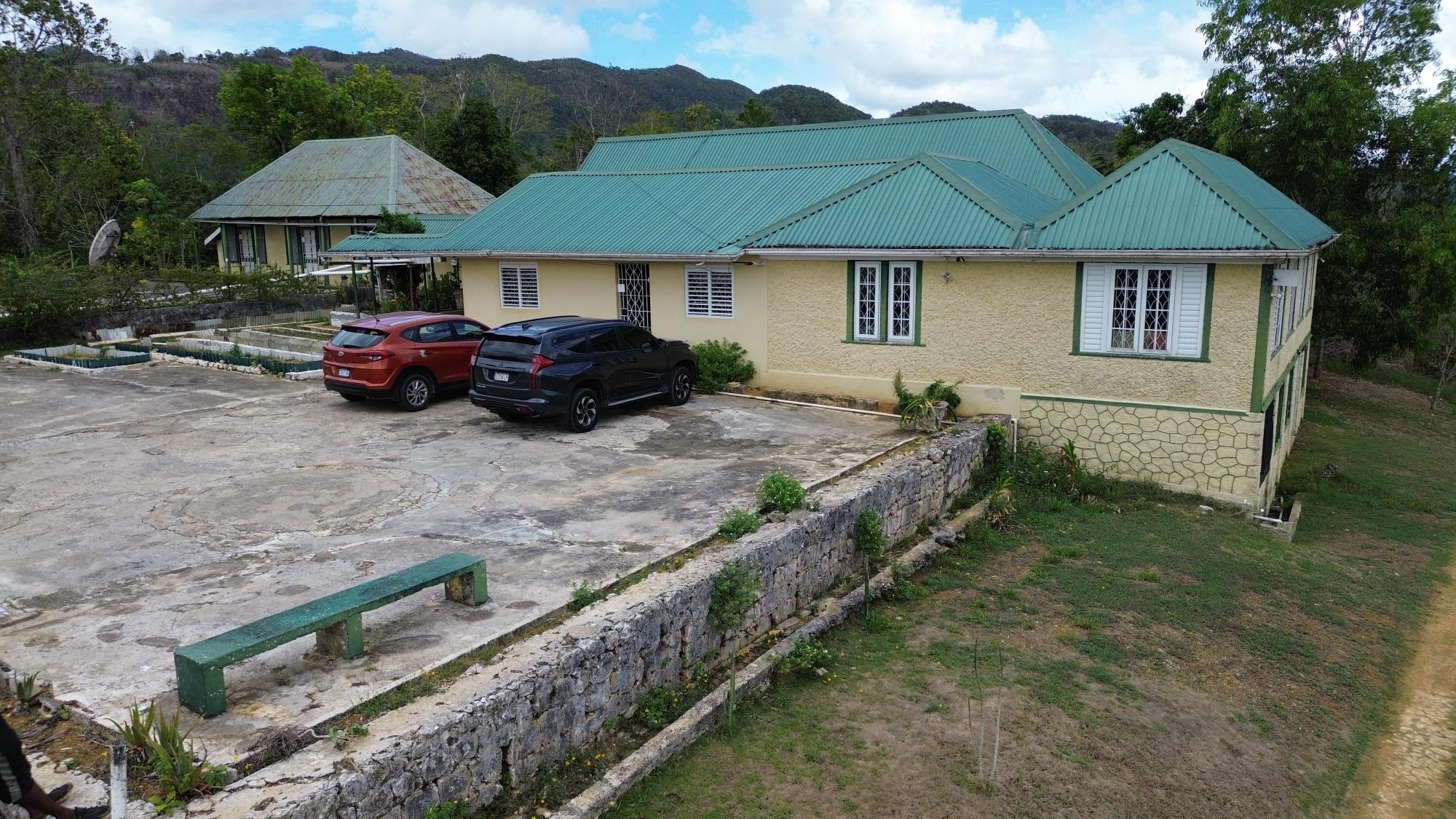 House For Sale: GRIERFIELD GREAT HOUSE, Moneague | $85,000,000 photo 3