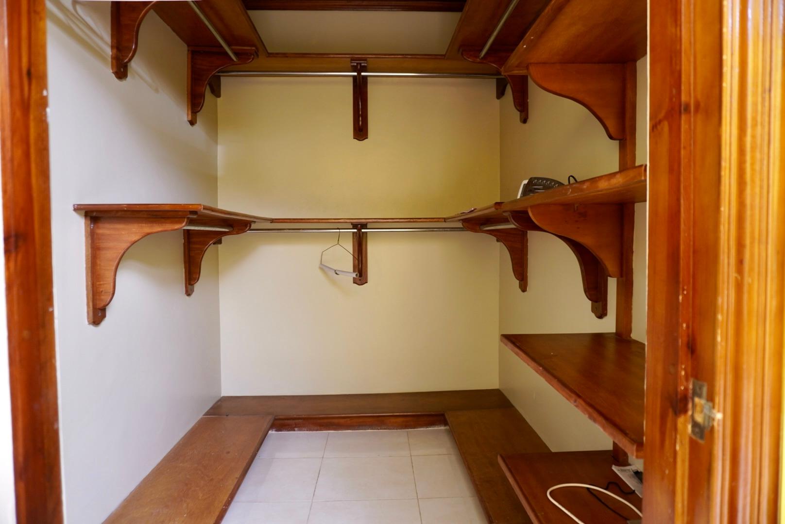 Apartment For Rent: SEAVIEW AVENUE, Kingston 5 | $2,200 photo 14