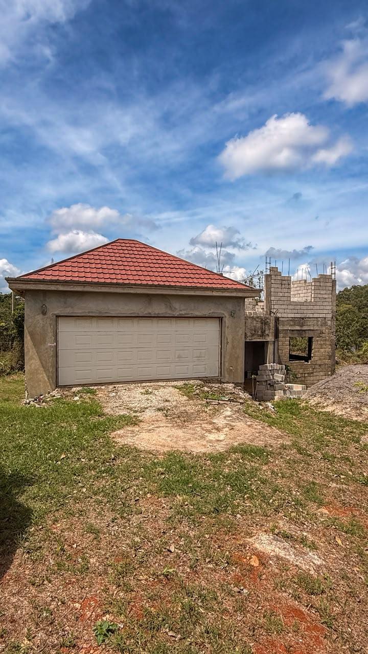 House For Sale: PINE OAK TRAIL, MOORELAND, Mandeville | $50,000,000 photo 3