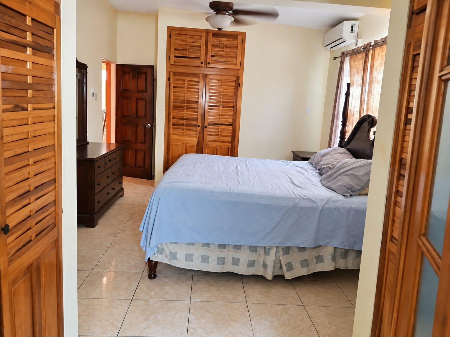 House For Sale: KINGSTON 19 ST. ANDREW, Kingston 19 | $59,000,000 photo 4