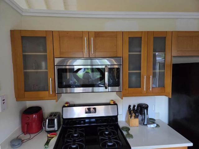 House For Sale: GARDENIA AVENUE, St. Ann@~apos;s Bay | $450,000 photo 9