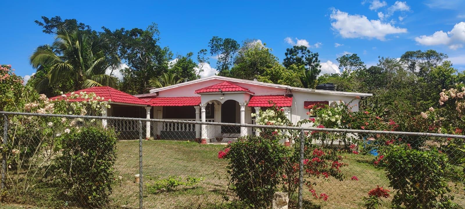 House For Sale: LINSTEAD WAKEFIELD, Linstead | $18,000,000