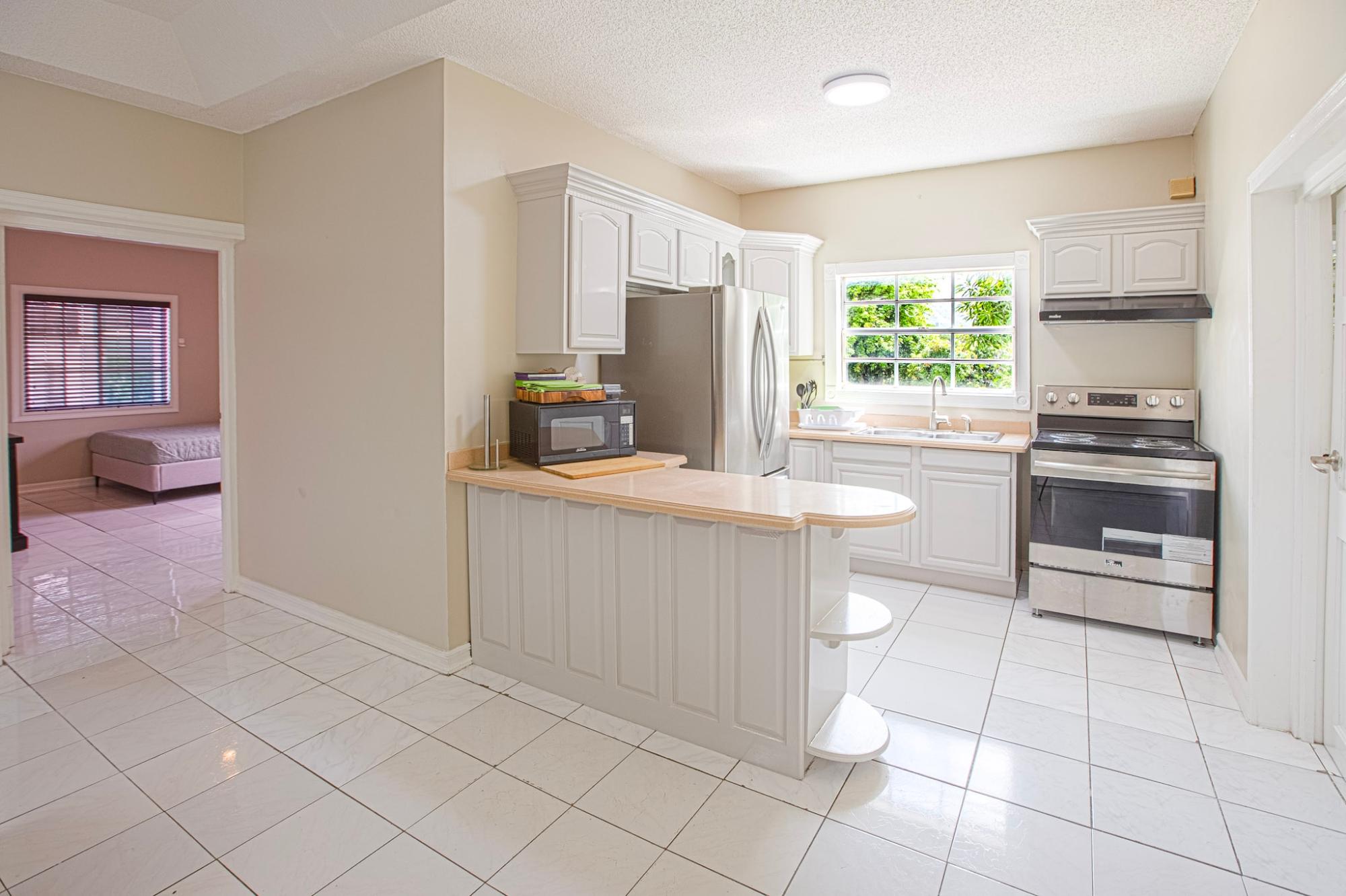 Apartment For Rent: LADY MUSGRAVE ROAD, Kingston 10 | $1,600 photo 10