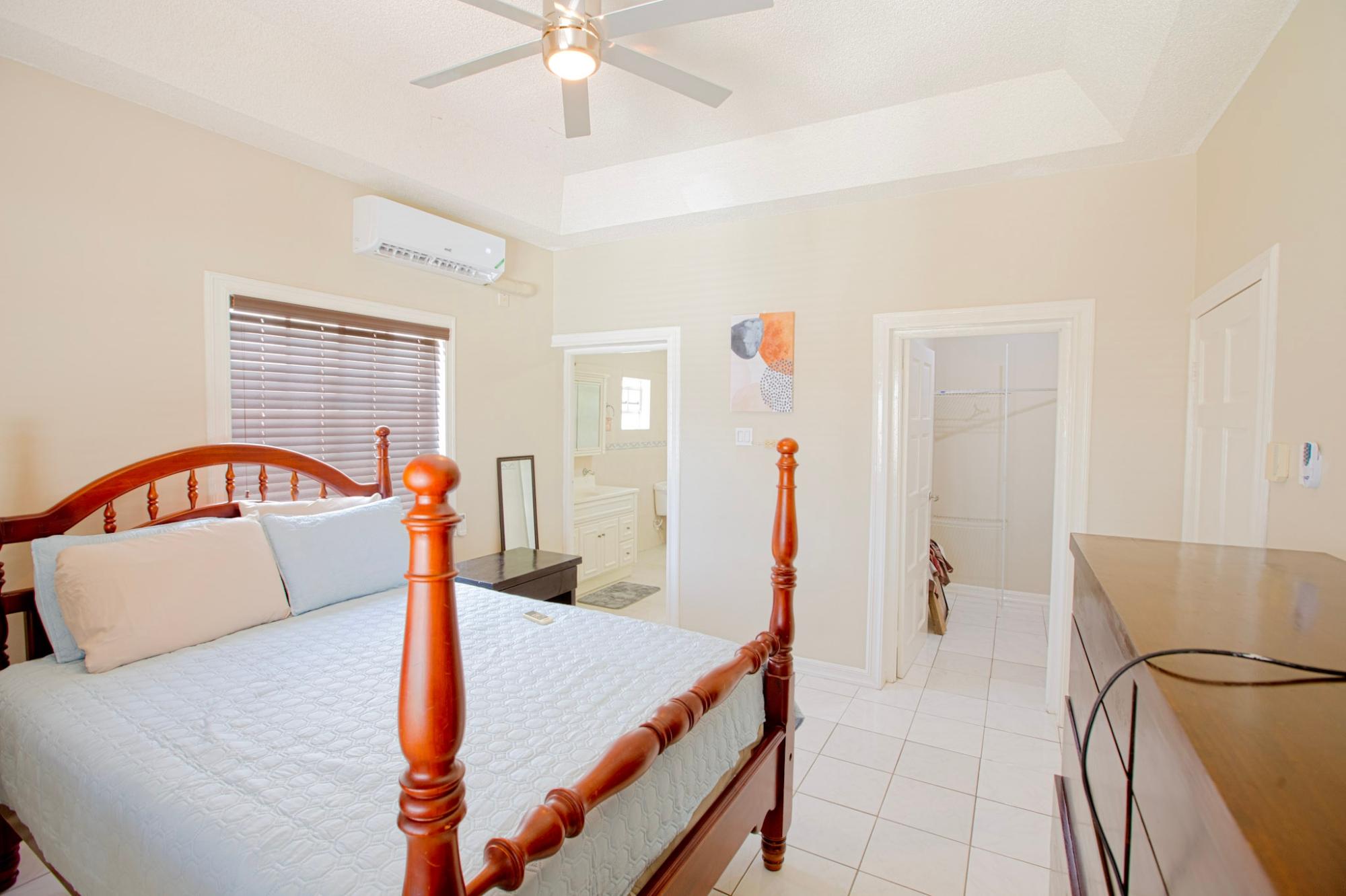 Apartment For Rent: LADY MUSGRAVE ROAD, Kingston 10 | $1,600 photo 12