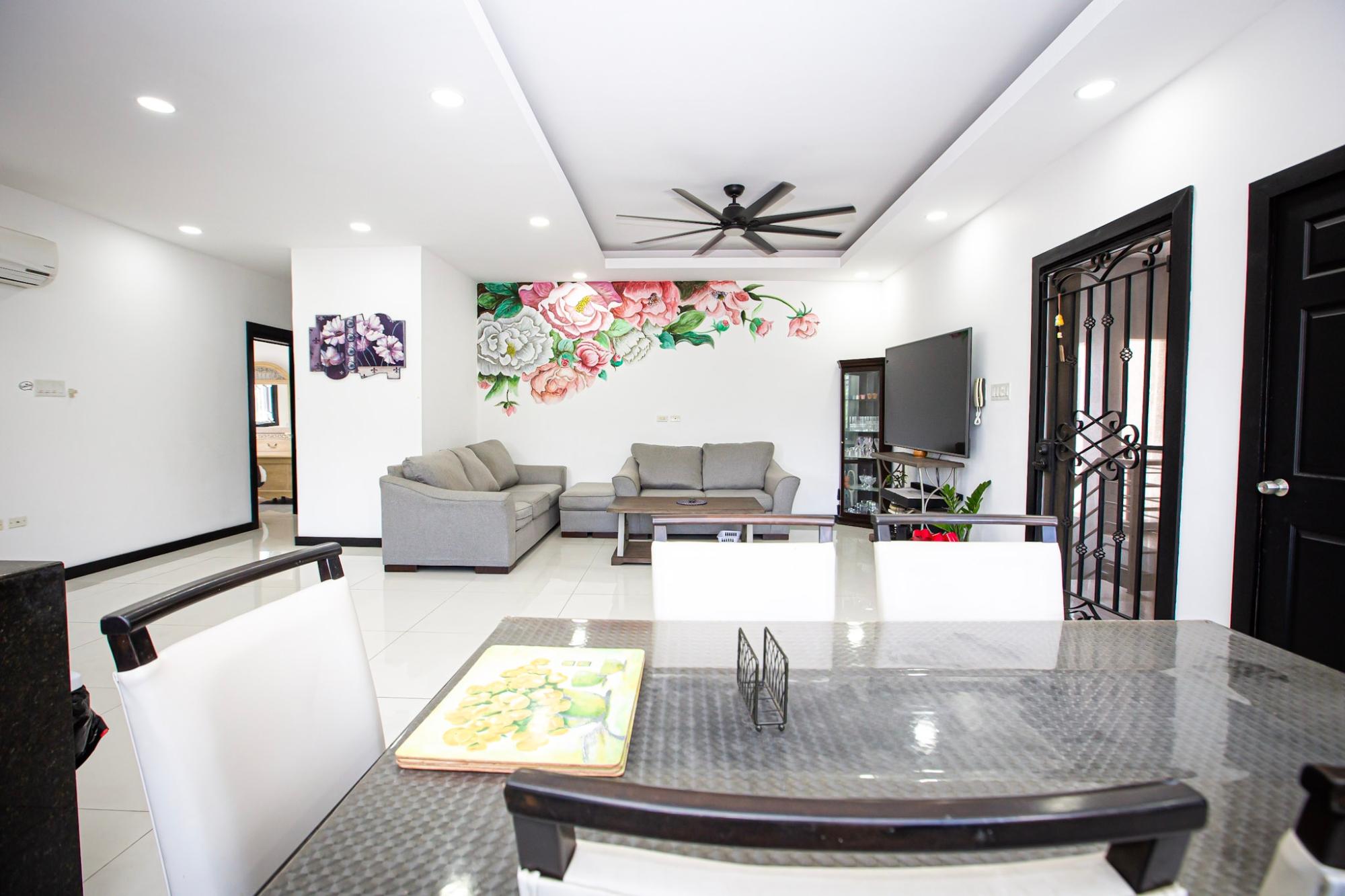 Apartment For Rent: RUSSELL HEIGHTS, Kingston 8 | $2,800 photo 7