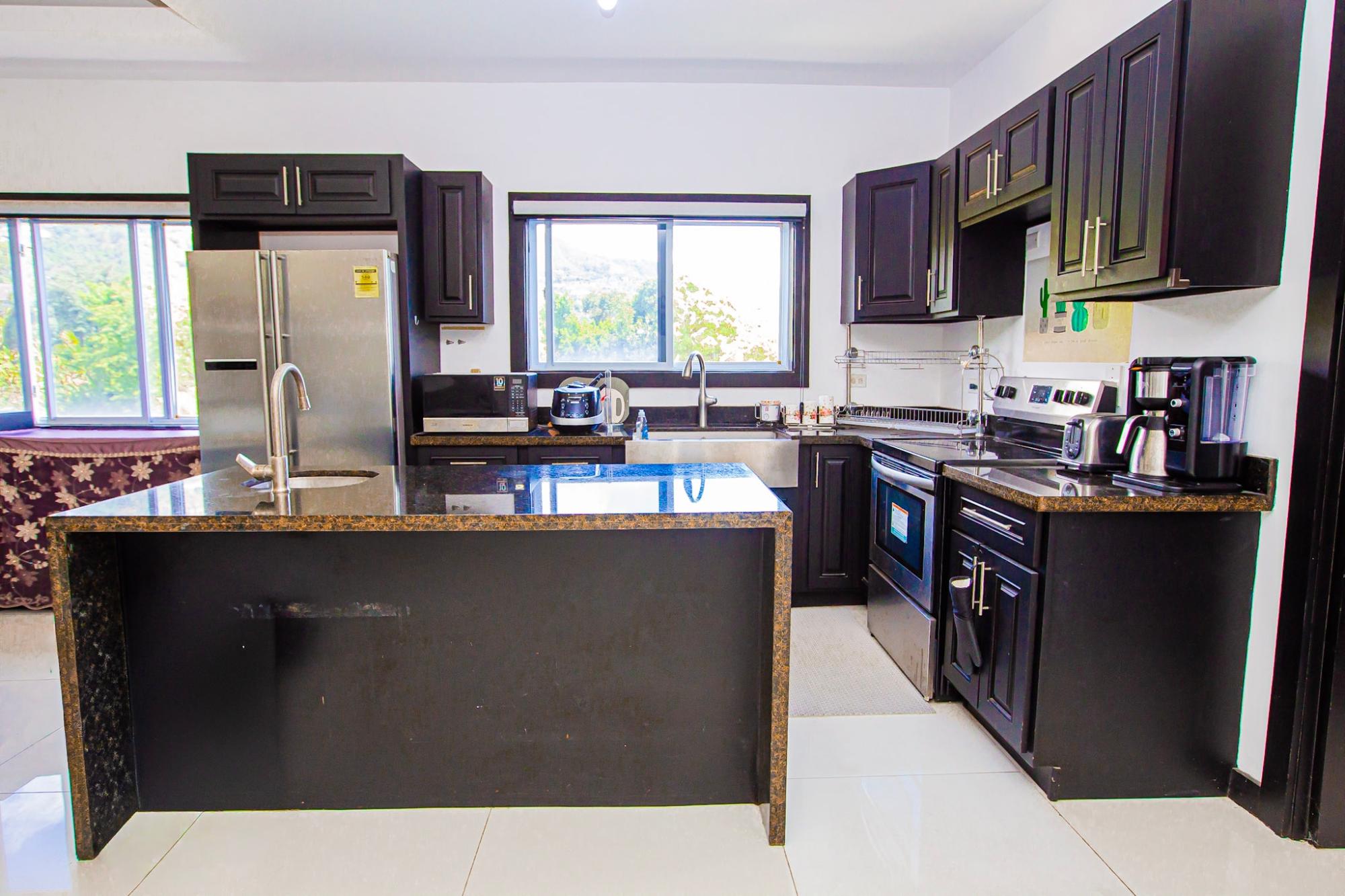 Apartment For Rent: RUSSELL HEIGHTS, Kingston 8 | $2,800 photo 8