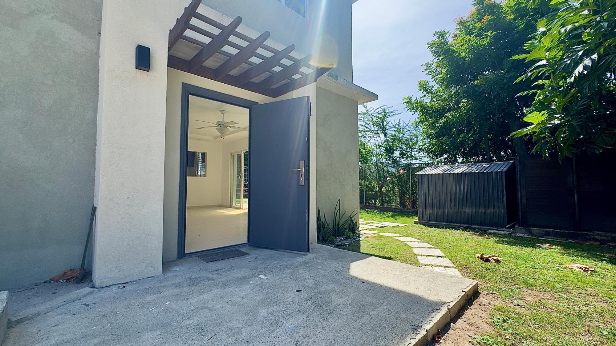 Apartment For Rent: HOPE VIEW AVENUE, Kingston 6 | $170,000 photo 17