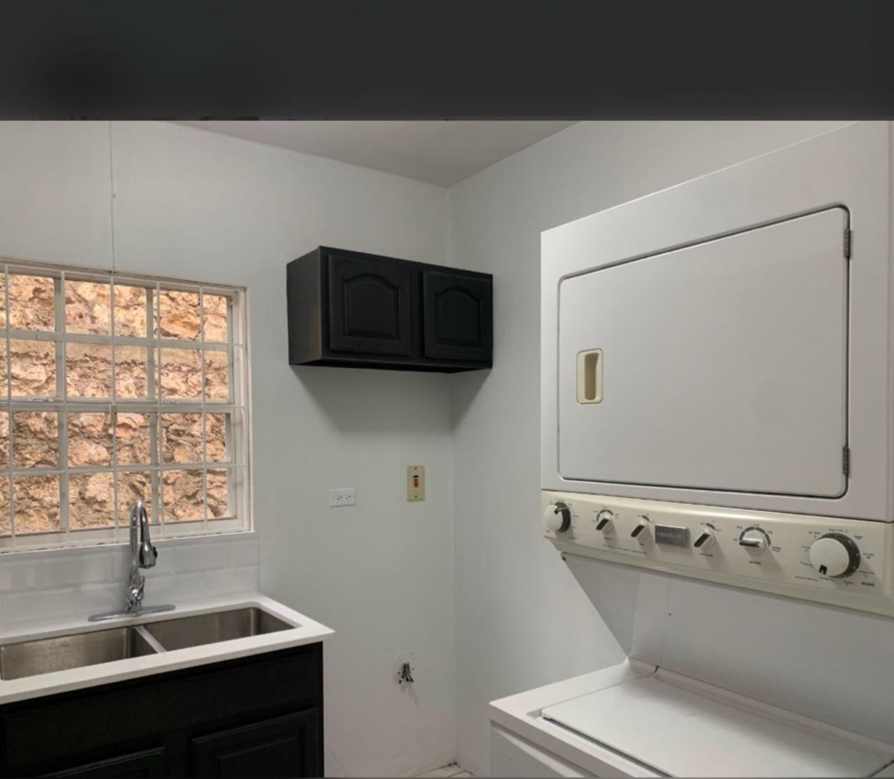 Apartment For Rent: CAROLYN CLOSE, Kingston 8 | $160,000 photo 10