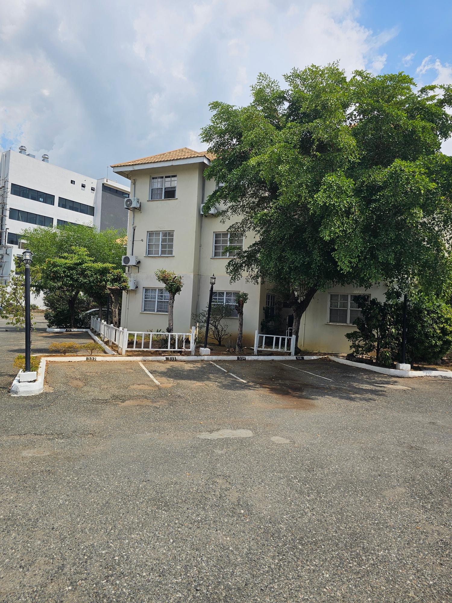 Apartment For Rent: LADY MUSGRAVE RD, Kingston 5 | $135,000