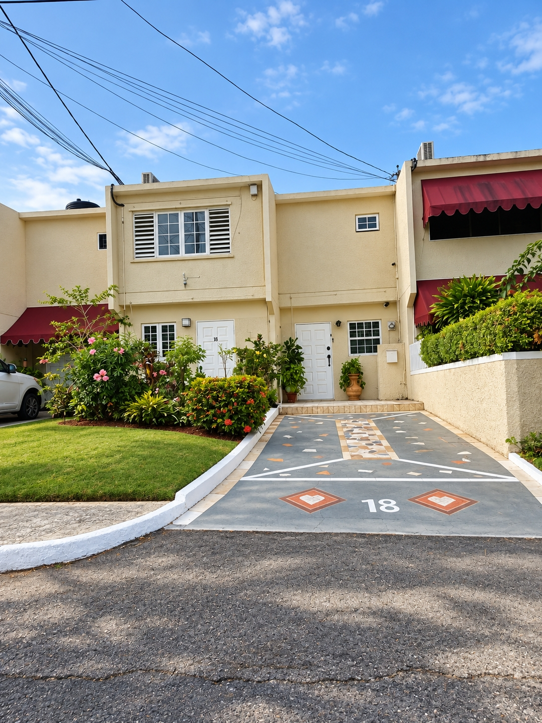 Townhouse For Rent: HEATHWOOD DRIVE, Kingston 8 | $220,000