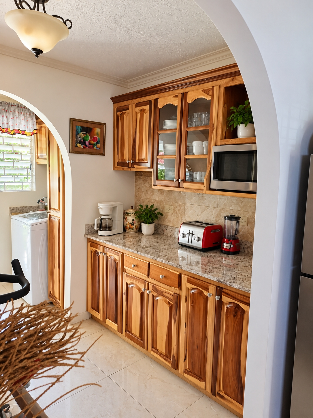 Townhouse For Rent: HEATHWOOD DRIVE, Kingston 8 | $220,000 photo 4