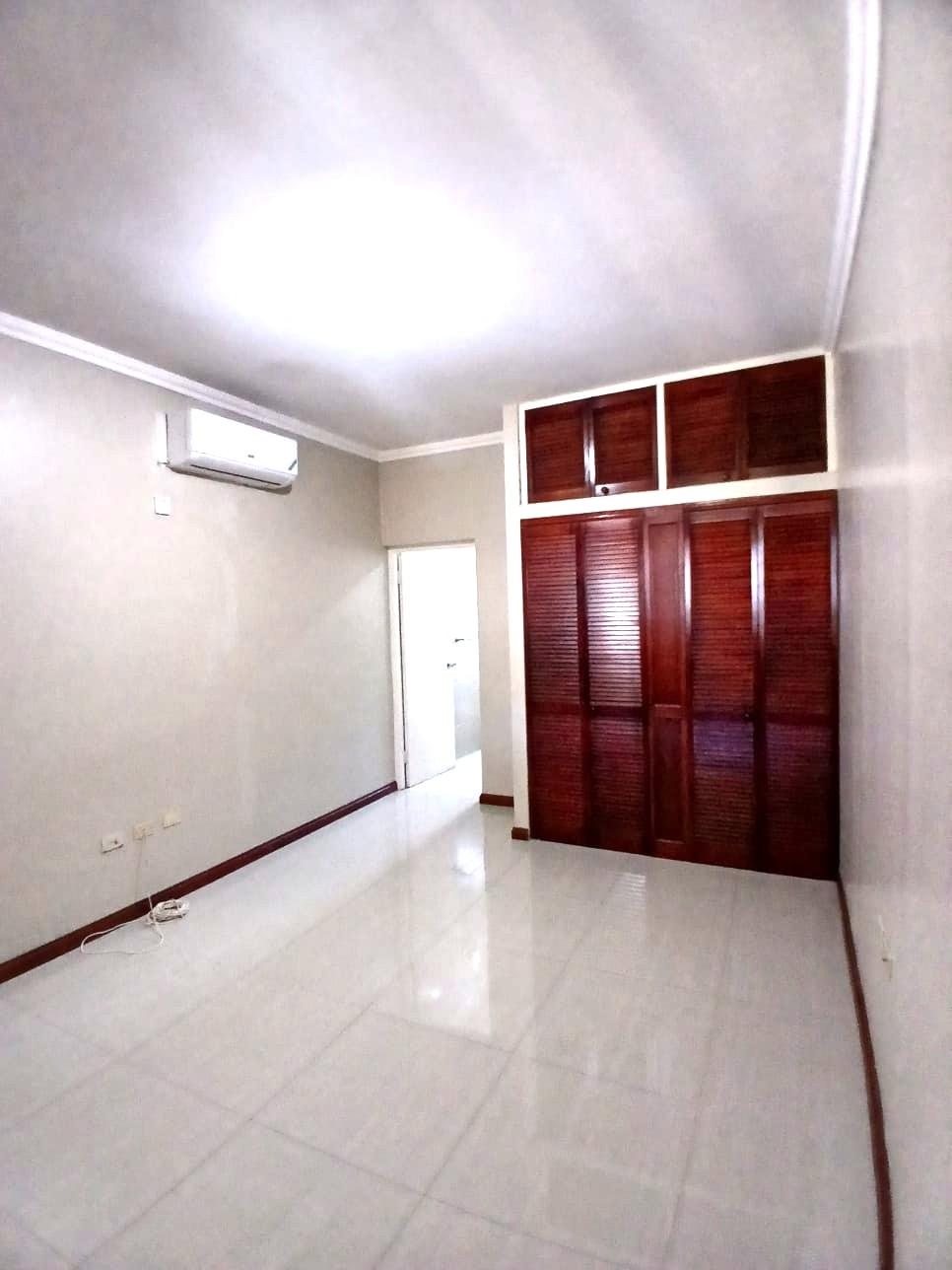 Apartment For Sale: WASHINGTON DRIVE, Kingston 8 | $37,000,000 photo 15