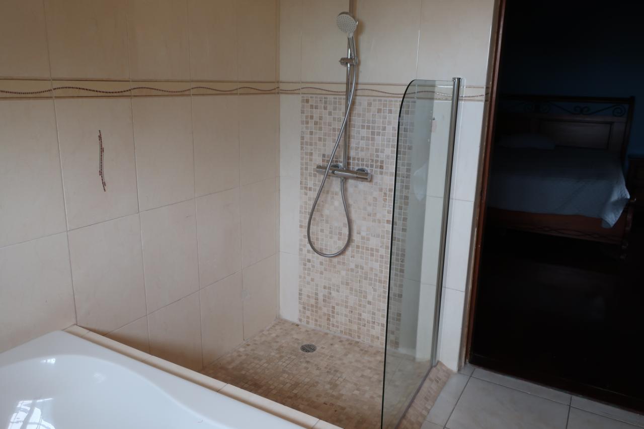 Apartment For Rent: SEAVIEW AVENUE, Kingston 6 | $1,800 photo 24