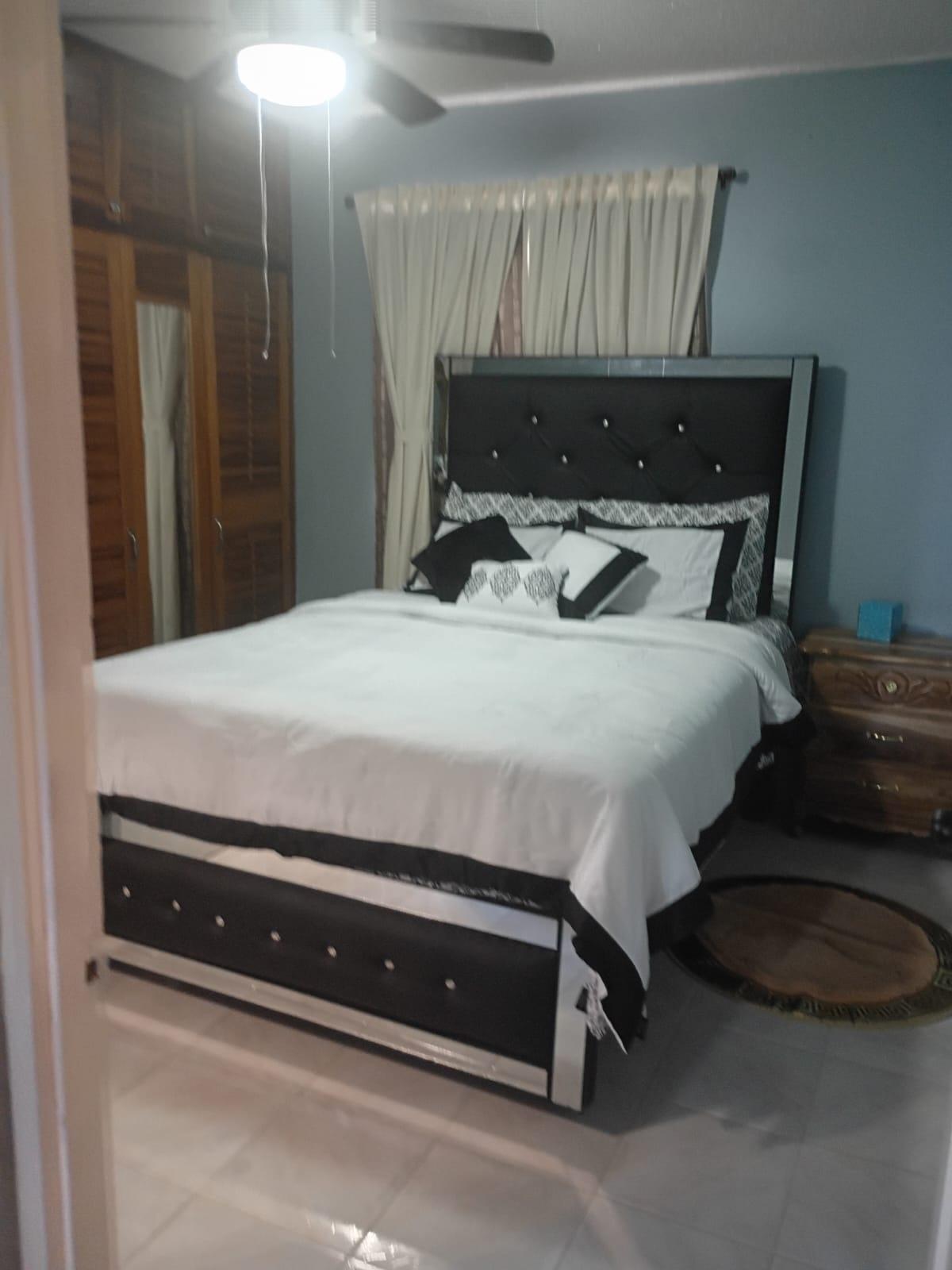 Apartment For Rent: KNOWLES ROAD, MANDEVILLE, Brumalia | $1,250 photo 7