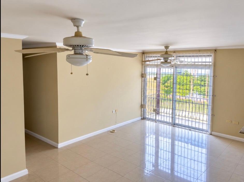 Apartment For Sale: OLD HOPE ROAD, Kingston 6 | $312,500 photo 3