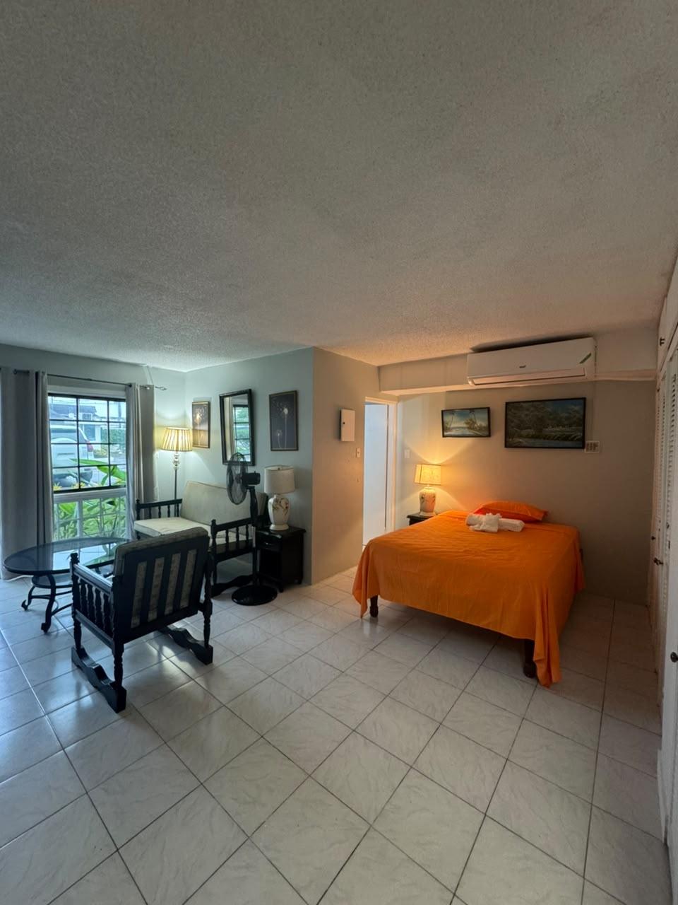 Apartment For Rent: SEAWIND ON THE BAY SUNSET, Montego Bay | $1,000 photo 4