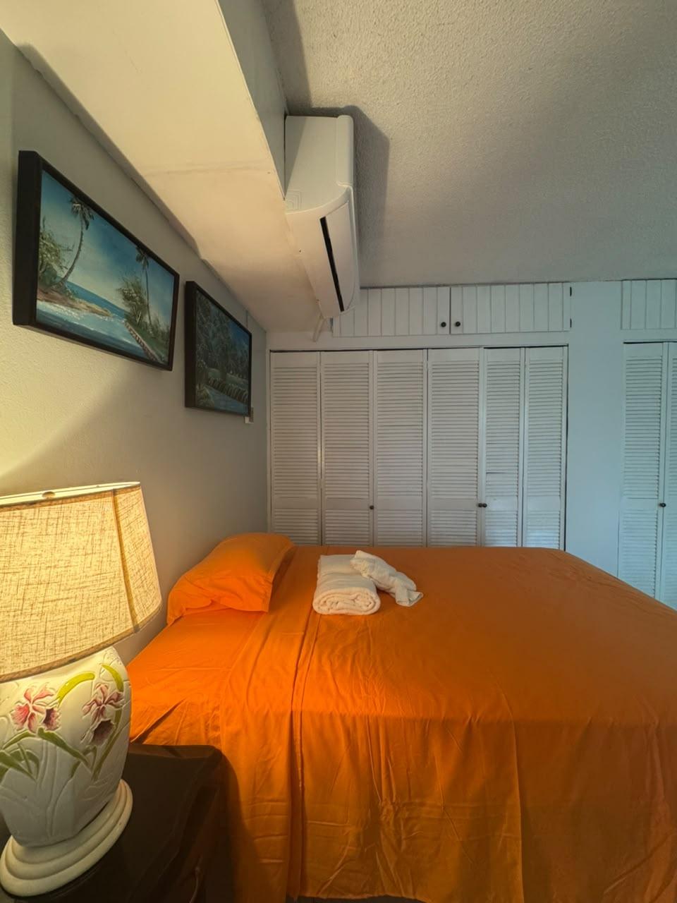 Apartment For Rent: SEAWIND ON THE BAY SUNSET, Montego Bay | $1,000 photo 7