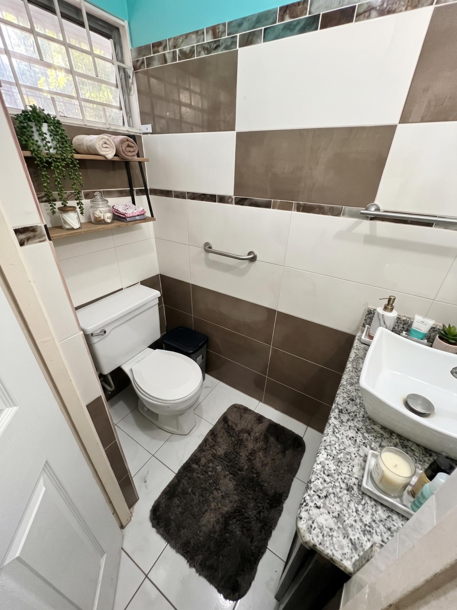 Apartment For Sale: REKADOM AVENUE, KINGSTON, Kingston 5 | $42,000,000 photo 21