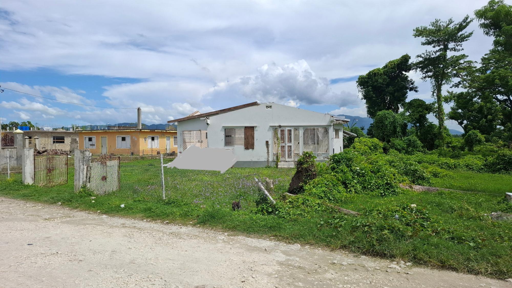 House For Sale: LAND PART OF SMITHFIELD, Savanna-La-Mar | $14,000,000 photo 2