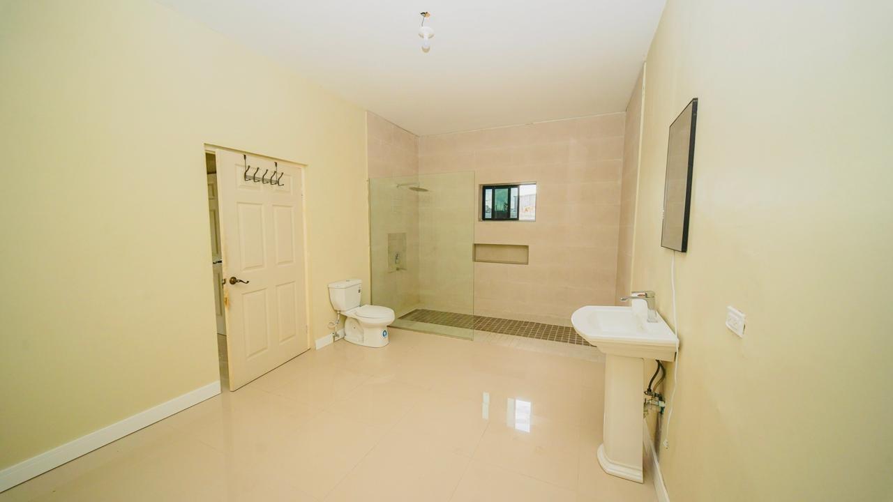 House For Sale: PLANTATION HEIGHTS, Kingston 20 | $1,200,000 photo 9