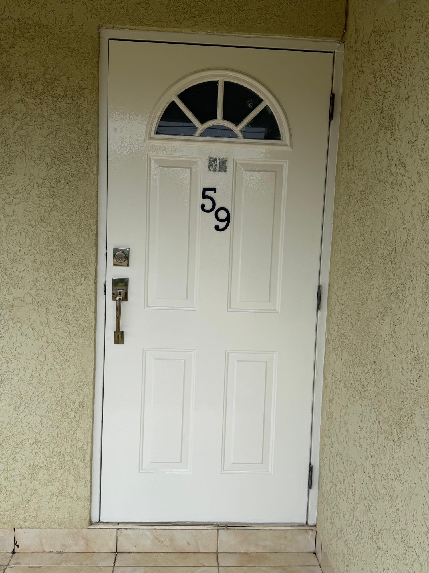 House For Rent: COLLINGSWOOD CIRCLE, Portmore Country Club | $180,000 photo 6