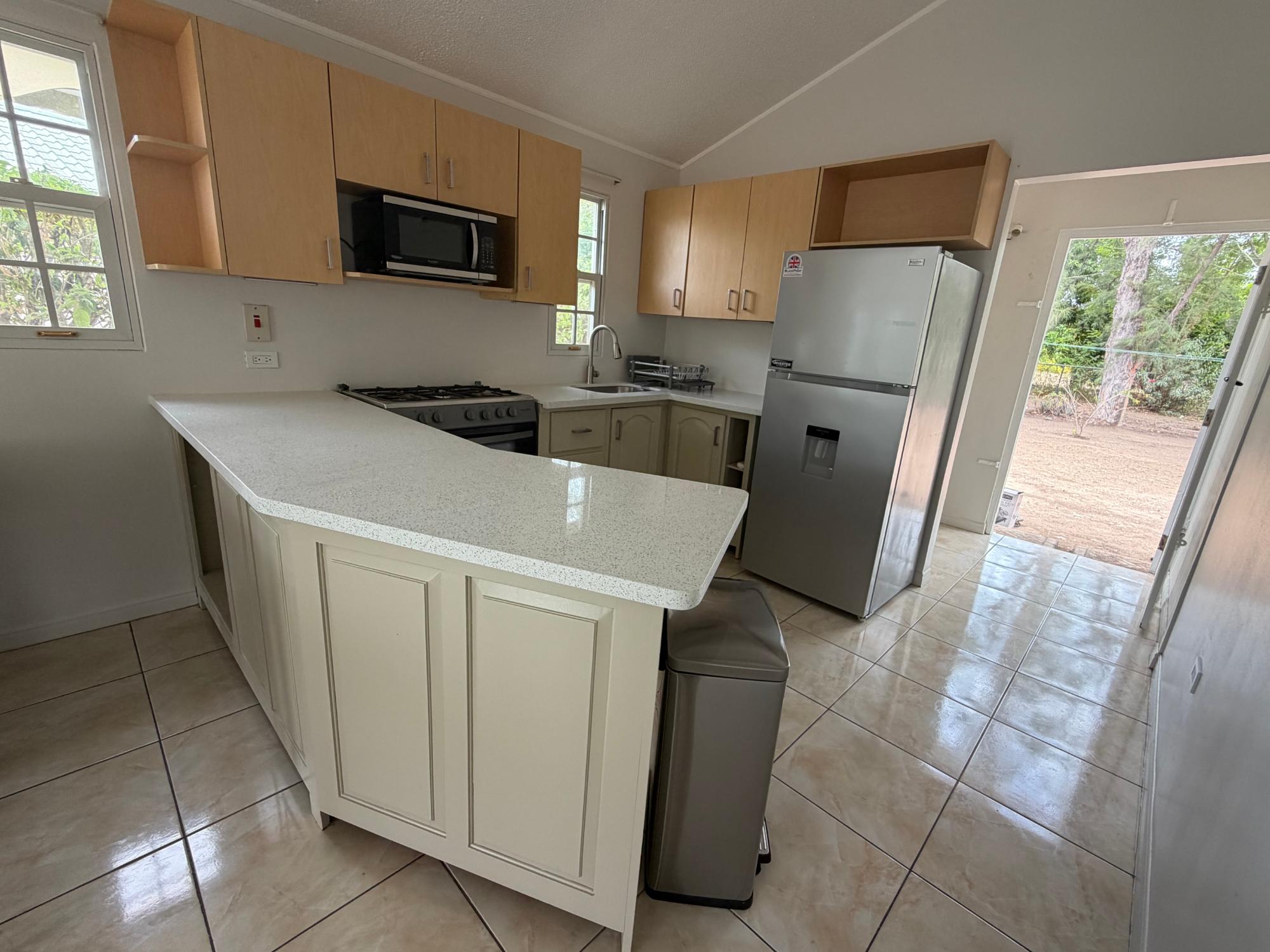 House For Rent: COLLINGSWOOD CIRCLE, Portmore Country Club | $180,000 photo 13