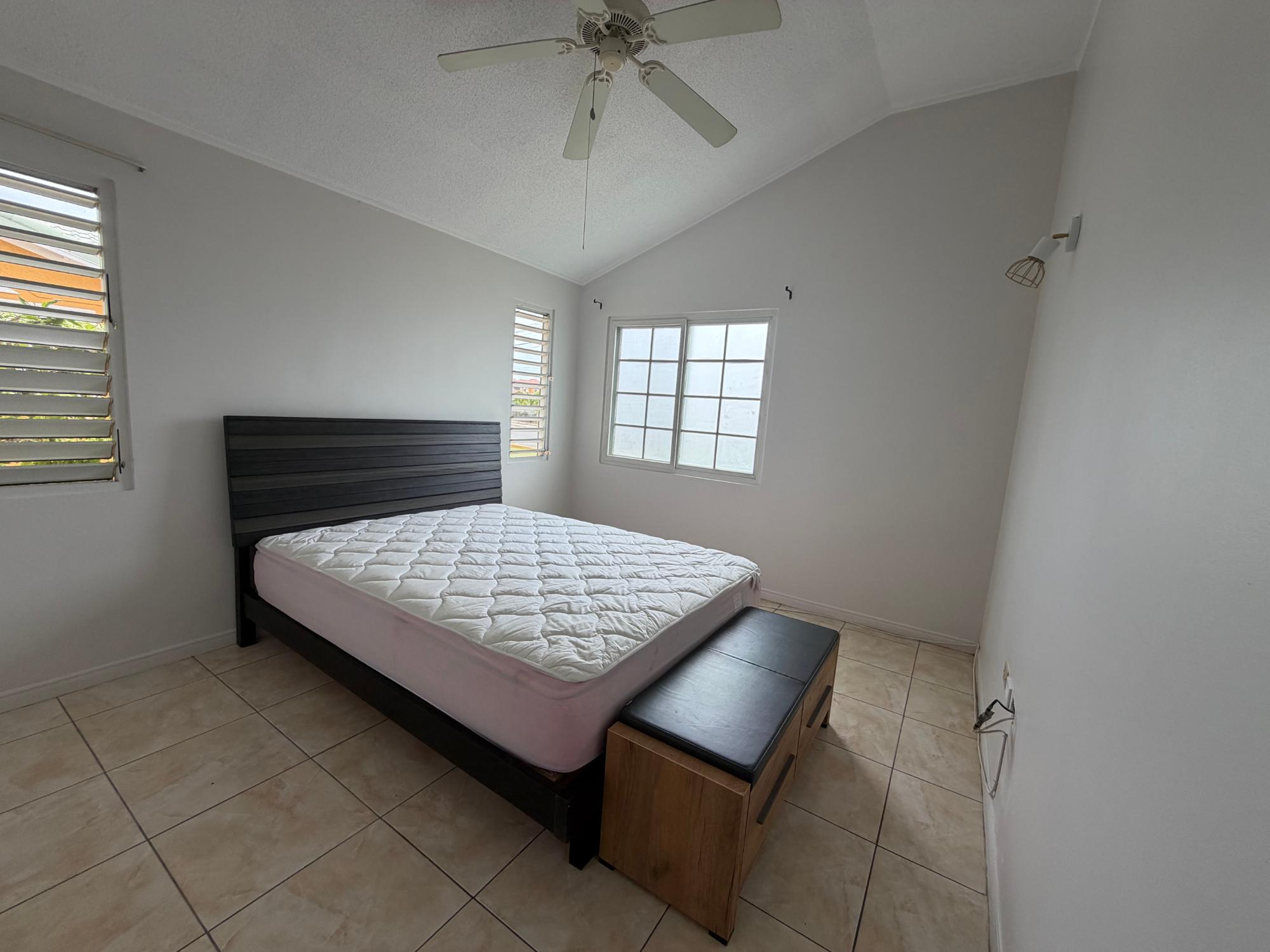 House For Rent: COLLINGSWOOD CIRCLE, Portmore Country Club | $180,000 photo 20
